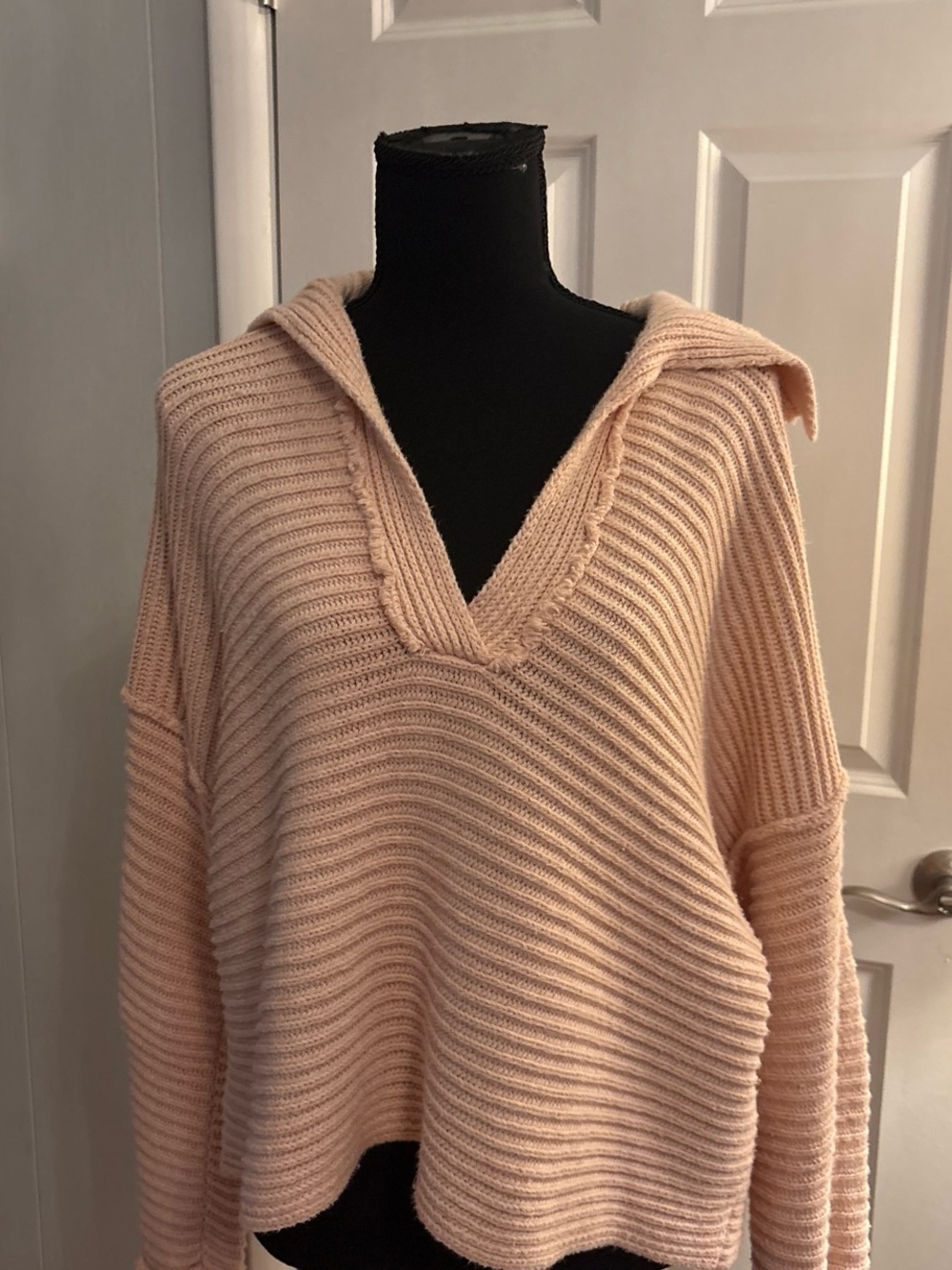 Free People Ribbed V-Neck Hoodie Sweater in Pale Pink
